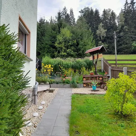 Rosemarie Vogtland * Erlbach (Saxony)