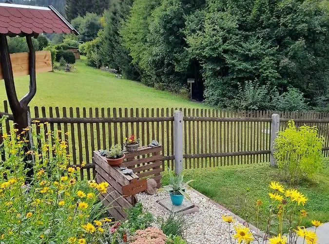 Rosemarie Vogtland 度假居 *